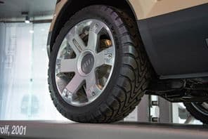 BBS keréktárcsa és Goodyear gumiabroncs.